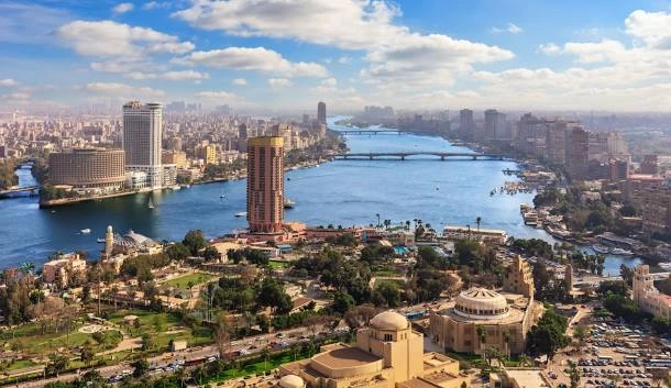 القاهرة